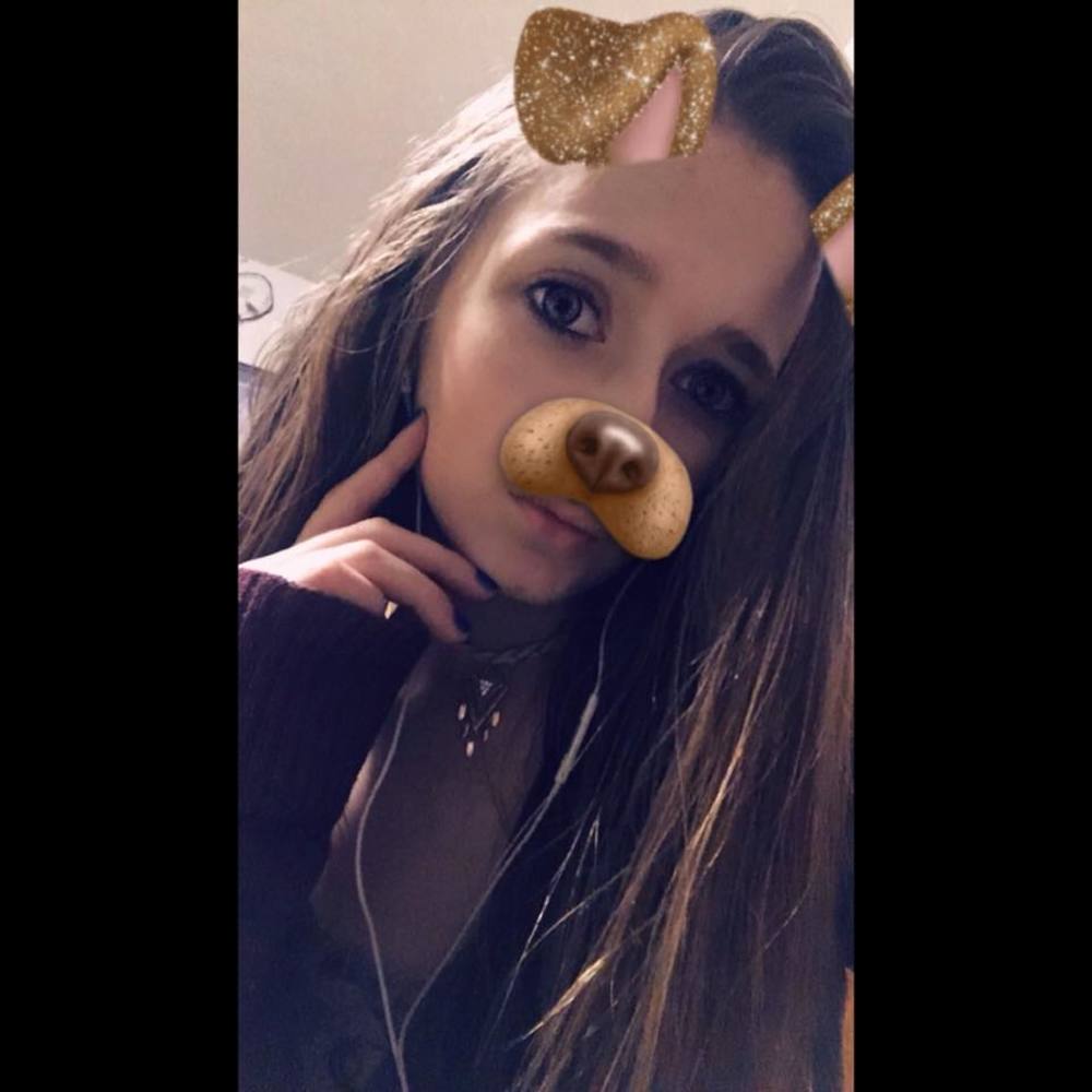 Meet your Posher, Hannah